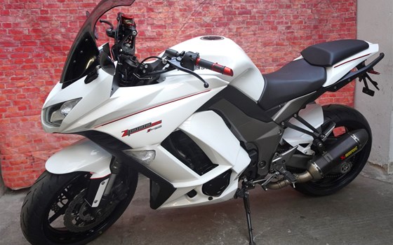 Gebrauchtmotorrad Kawasaki Z1000SX - Bild 1