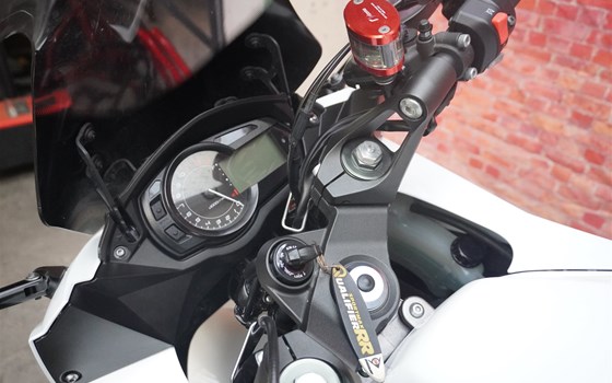 Gebrauchtmotorrad Kawasaki Z1000SX - Bild 3