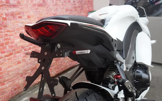 Gebrauchtmotorrad Kawasaki Z1000SX - Bild 7