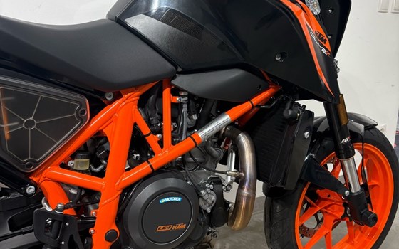 Gebrauchtmotorrad KTM 690 Duke R - Bild 4