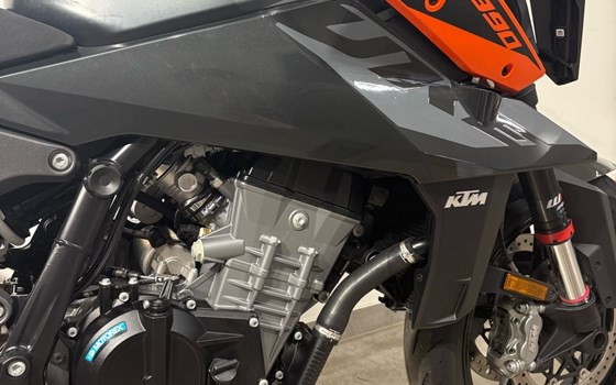 Gebrauchtmotorrad KTM 990 Duke - Bild 3