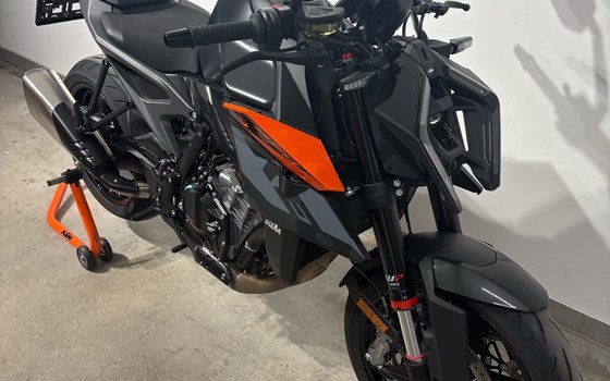 Gebrauchtmotorrad KTM 990 Duke - Bild 2