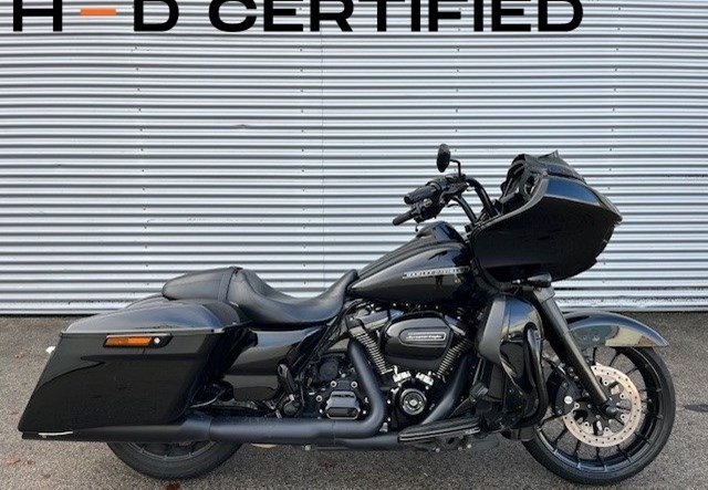 Harley-Davidson Touring Road Glide Special FLTRXS (Vivid Black)