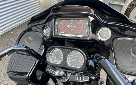 Gebrauchtmotorrad Harley-Davidson Touring Road Glide Special FLTRXS - Bild 12