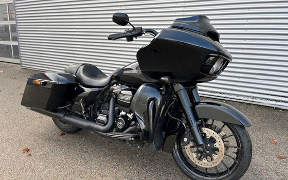 Gebrauchtmotorrad Harley-Davidson Touring Road Glide Special FLTRXS - Bild 4