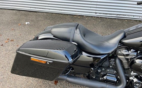 Gebrauchtmotorrad Harley-Davidson Touring Road Glide Special FLTRXS - Bild 6