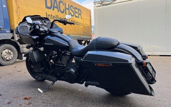 Gebrauchtmotorrad Harley-Davidson Touring Road Glide Special FLTRXS - Bild 8