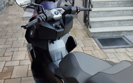 Gebrauchtmotorrad BMW C 400 X - Bild 3