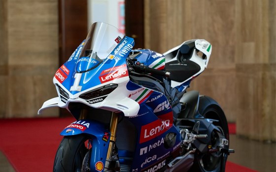 Neufahrzeug Ducati Panigale V4 S - Bild 11