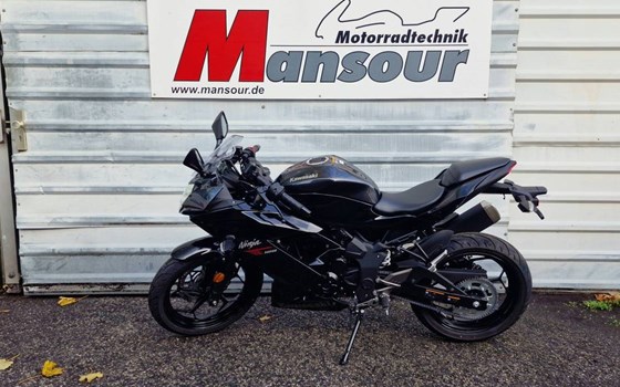 Neufahrzeug Kawasaki Ninja 125 - Bild 3