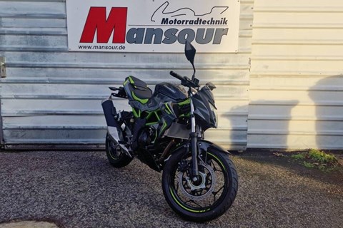 Spaßige A1 Naked Bikes