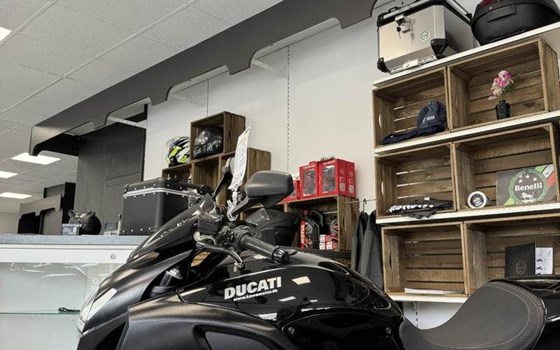 Gebrauchtmotorrad Ducati Diavel 1200 - Bild 2