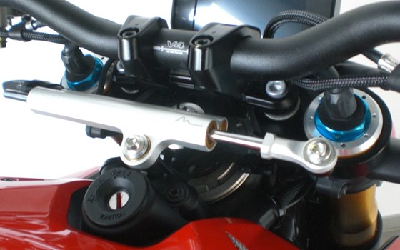 Gebrauchtmotorrad Ducati Streetfighter V4 S - Bild 17