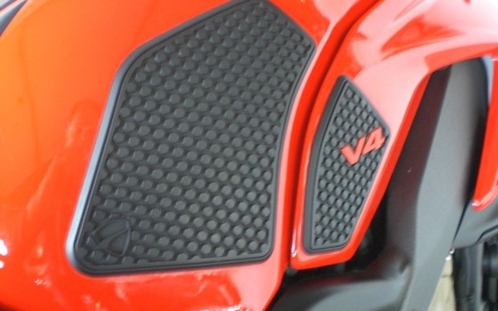 Gebrauchtmotorrad Ducati Streetfighter V4 S - Bild 19