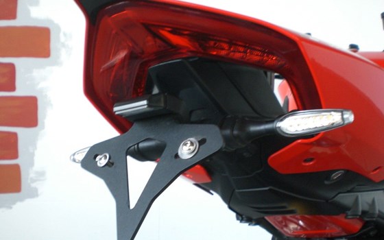 Gebrauchtmotorrad Ducati Streetfighter V4 S - Bild 4