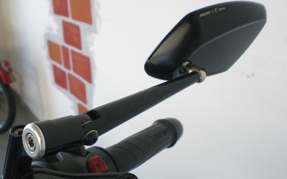 Gebrauchtmotorrad Ducati Diavel Carbon - Bild 12