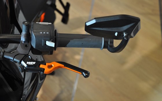 Gebrauchtmotorrad KTM 790 Duke L - Bild 10