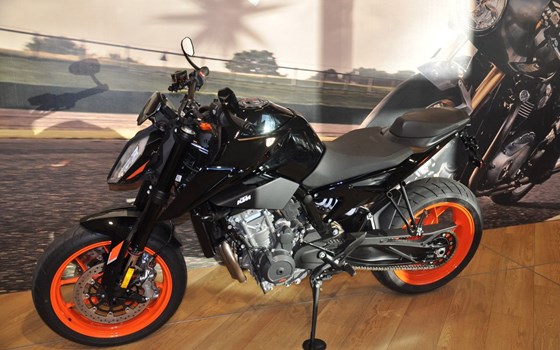 Gebrauchtmotorrad KTM 790 Duke L - Bild 2