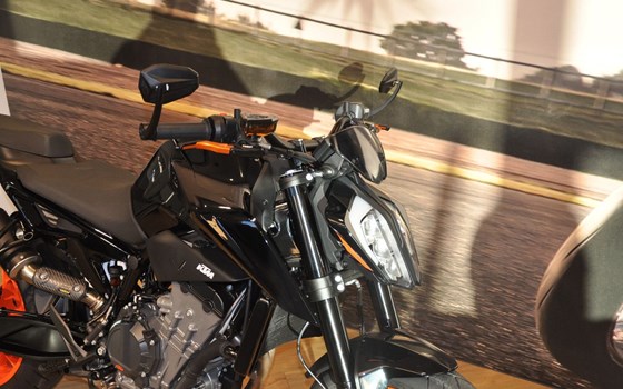 Gebrauchtmotorrad KTM 790 Duke L - Bild 4