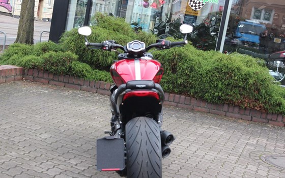 Gebrauchtmotorrad Triumph Rocket 3 Storm R - Bild 8