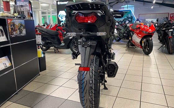 Neufahrzeug Kawasaki Versys 1100 SE - Bild 9