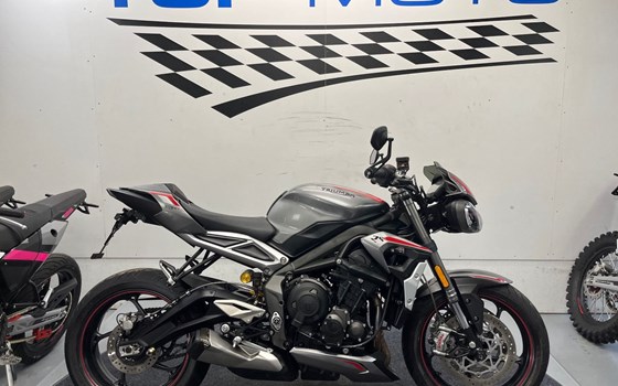 Gebrauchtmotorrad Triumph Street Triple RS - Bild 12