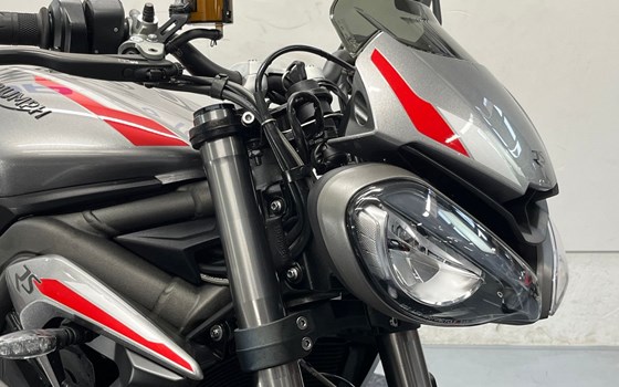 Gebrauchtmotorrad Triumph Street Triple RS - Bild 14