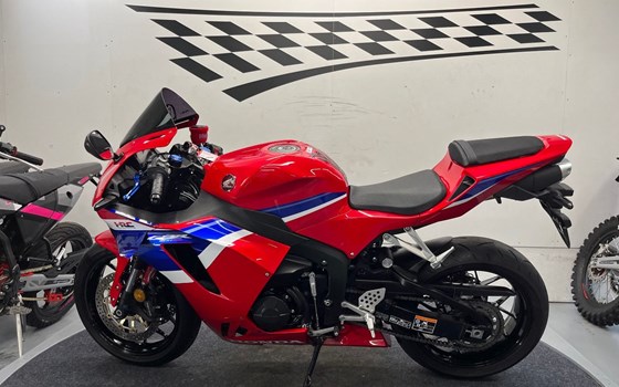 Gebrauchtmotorrad Honda CBR600RR - Bild 4