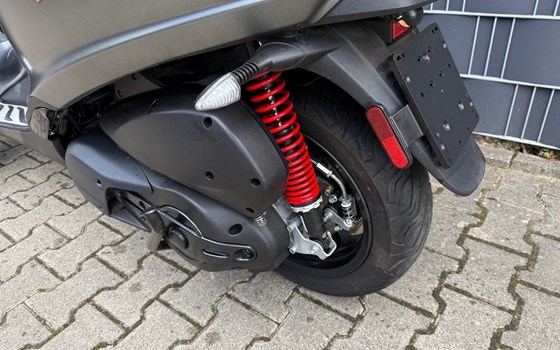 Gebrauchtmotorrad Piaggio MP3 500 hpe Exclusive - Bild 10