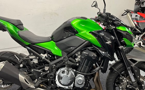 Gebrauchtmotorrad Kawasaki Z900 - Bild 2