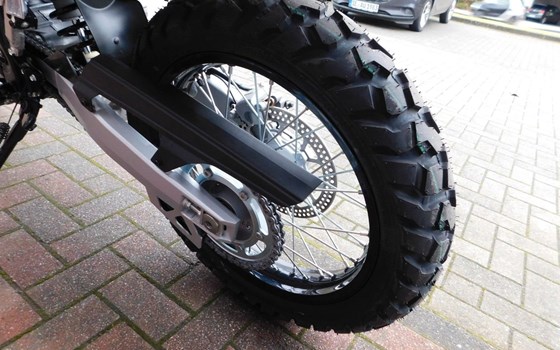 Neufahrzeug Suzuki DR-Z4S - Bild 9