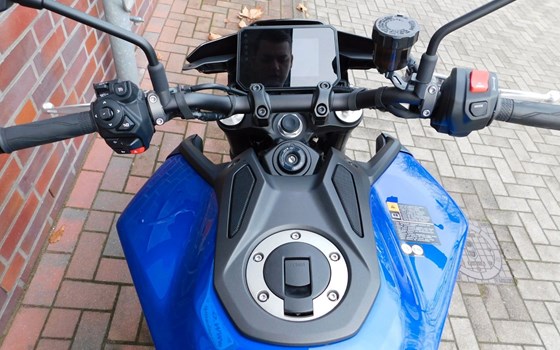 Gebrauchtmotorrad Yamaha MT-09 - Bild 11