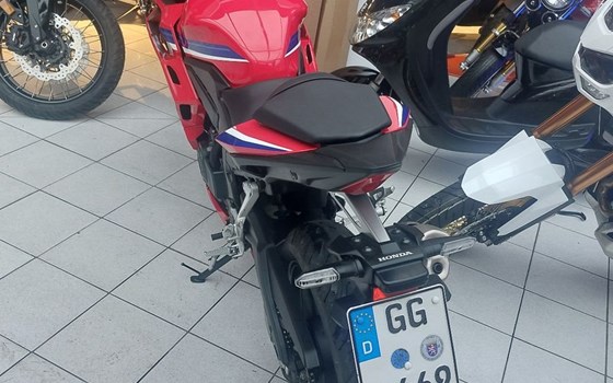 Gebrauchtmotorrad Honda CBR500R - Bild 3