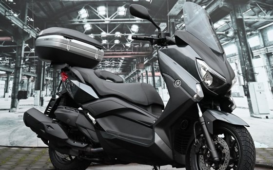 Gebrauchtmotorrad Yamaha XMAX 400 - Bild 4