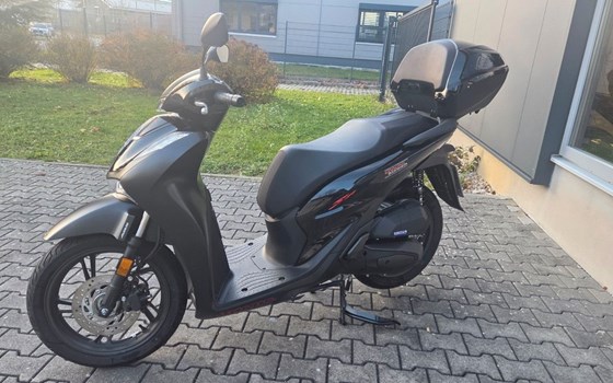 Gebrauchtmotorrad Honda SH125i - Bild 5