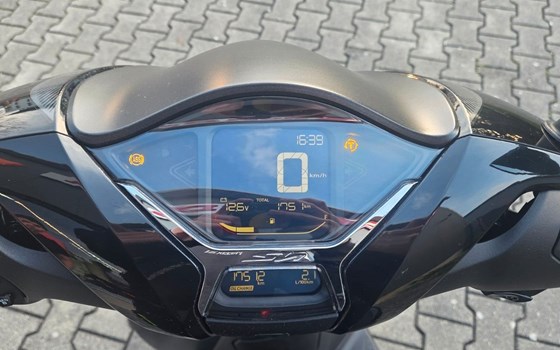 Gebrauchtmotorrad Honda SH125i - Bild 6