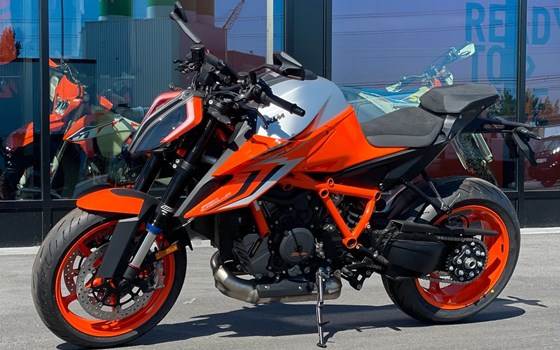 Neufahrzeug KTM 1290 Super Duke R EVO - Bild 1