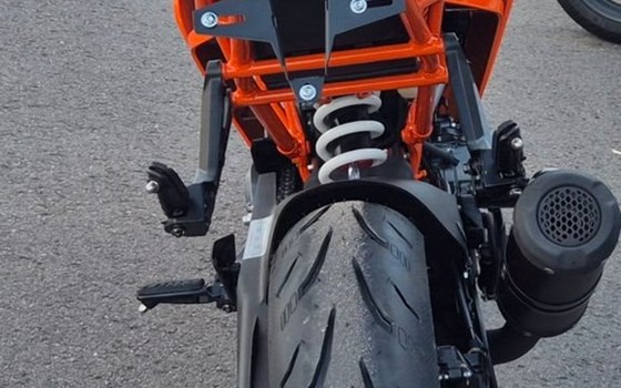 Neufahrzeug KTM RC 390 - Bild 3