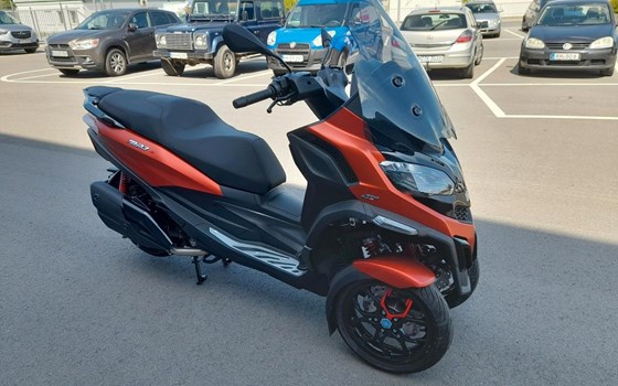 Neufahrzeug Piaggio MP3 400 Sport - Bild 1