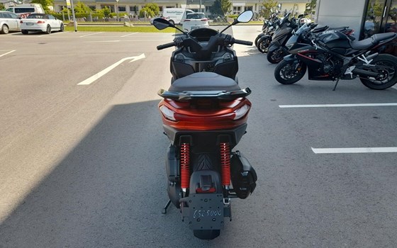 Neufahrzeug Piaggio MP3 400 Sport - Bild 3