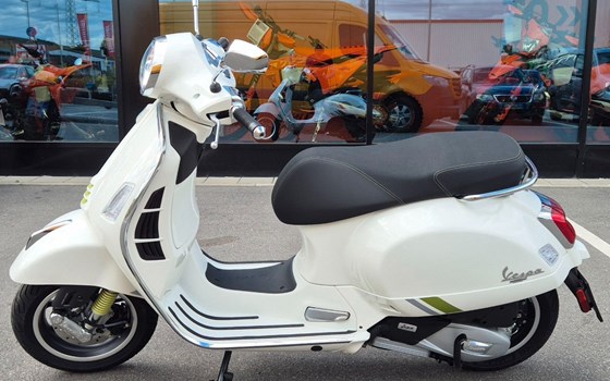 Neufahrzeug Vespa GTS 125 Super Tech - Bild 2