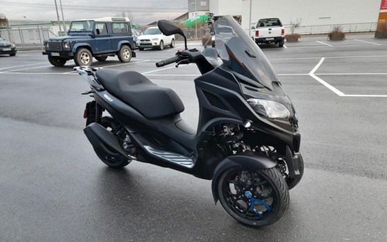 Neufahrzeug Piaggio MP3 310 Sport - Bild 1