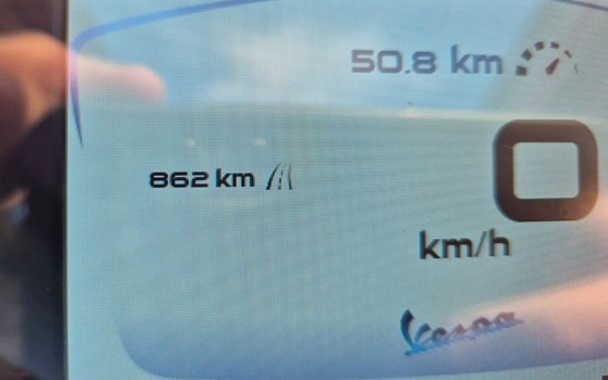 Gebrauchtmotorrad Vespa GTS 300 Super Tech - Bild 6