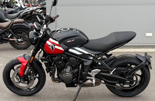 Neumotorrad Triumph Trident 660