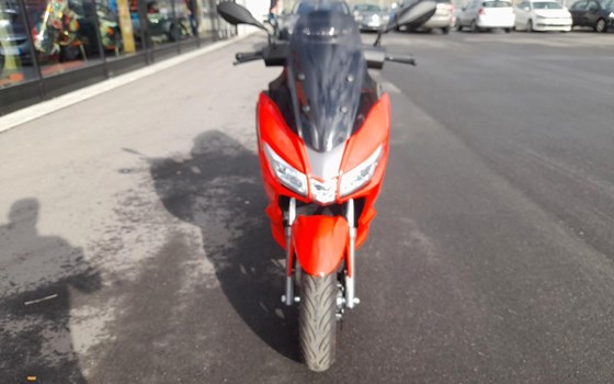 Neufahrzeug Aprilia SXR 50 - Bild 13