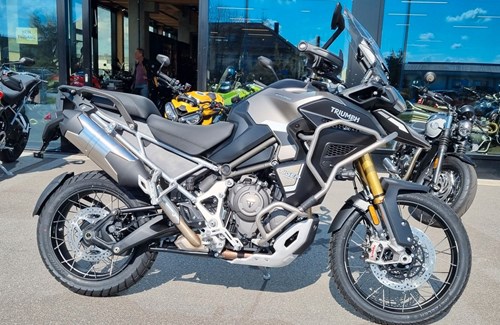 Neumotorrad Triumph Tiger 1200 Rally Explorer