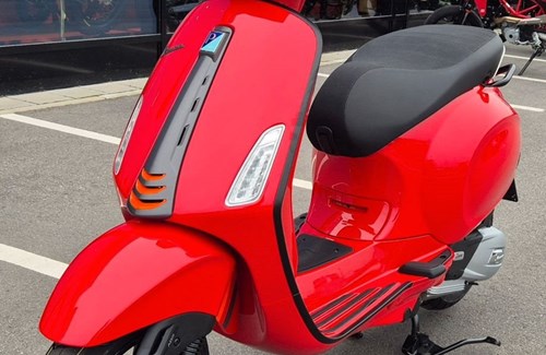 Neumotorrad Vespa Sprint 50 S
