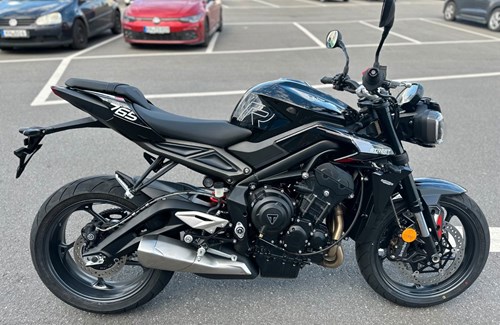 Neumotorrad Triumph Street Triple 765 R A2
