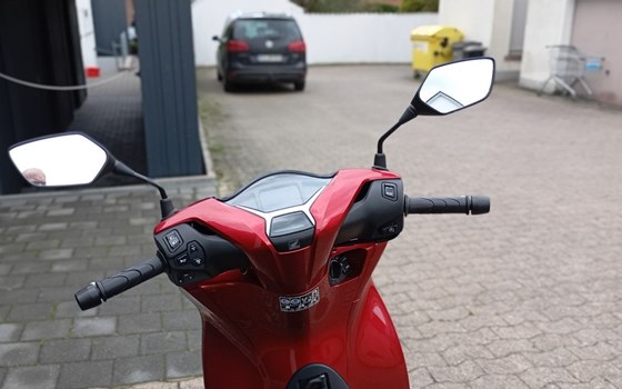 Gebrauchtmotorrad Honda SH125i - Bild 11