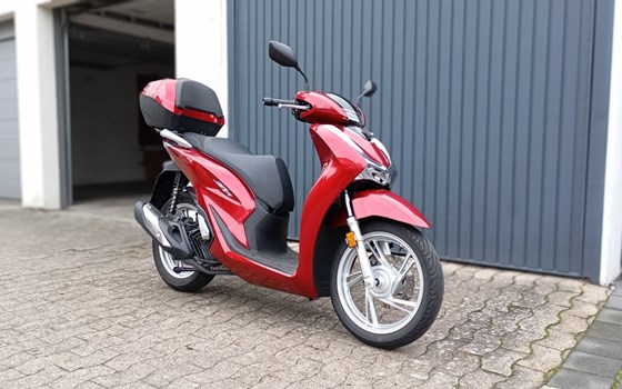 Gebrauchtmotorrad Honda SH125i - Bild 8